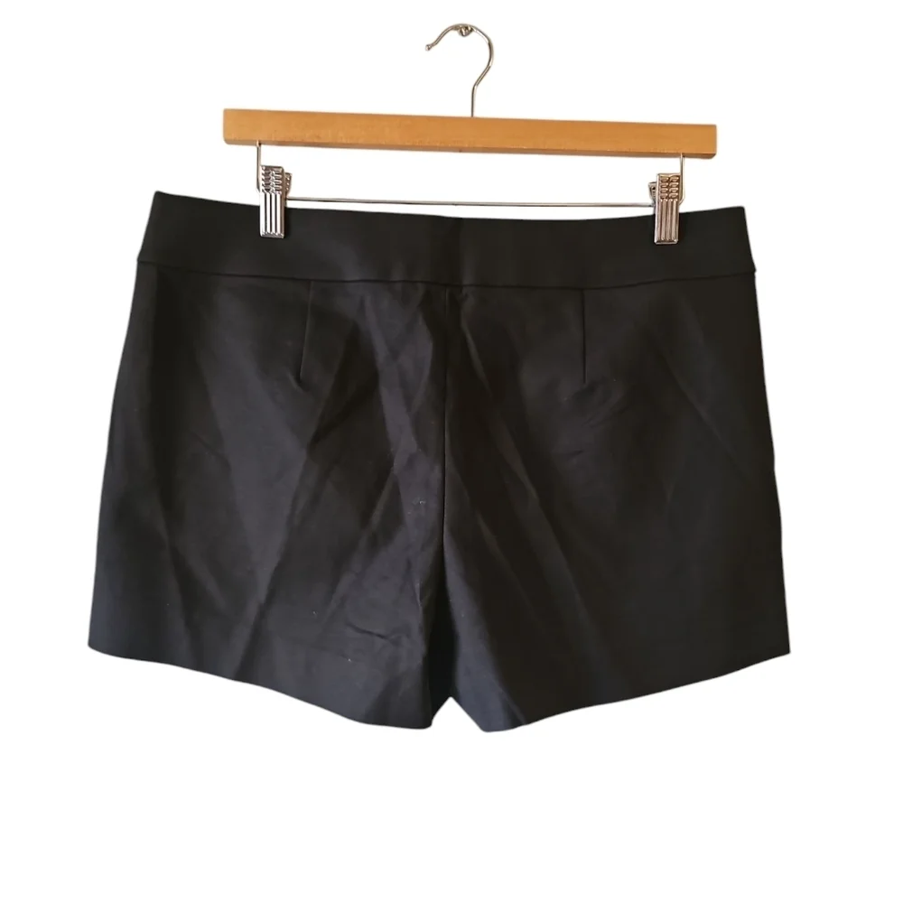 Loft Side Zip Black Sailor Button-Detail Shorts Sz 6 WS12 - Picture 3 of 7